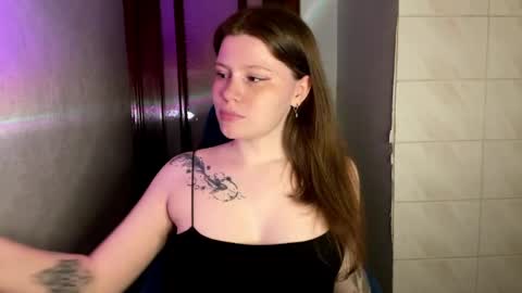 Snapshot of redkissx chatting on March 25, 9:54 pm RedKissX online show from March 25, 9:54 pm