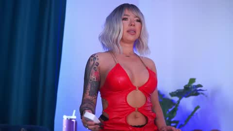 Lara online show from May 20, 9:37 am