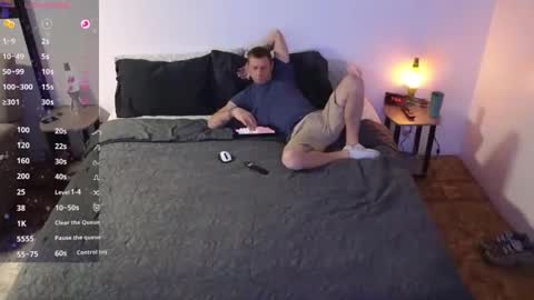 Snapshot of reel_feels_cpl chatting on December 29, 12:52 am Reel Feels Cpl online show from December 29, 12:52 am