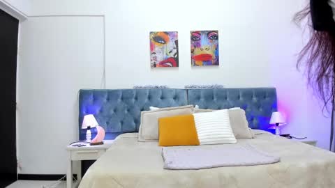 Regina online show from September 24, 12:30 pm