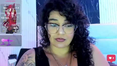 reginavegaa online show from October 9, 11:30 am