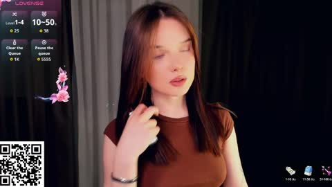 Emily - online show from June 7, 6:44 pm