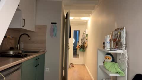 Bell online show from October 1, 2:23 pm