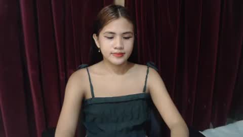 Snapshot of rema_thebigcock chatting on April 30, 5:25 am rema_thebigcock online show from April 30, 5:25 am