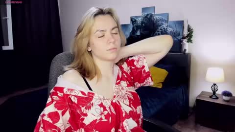 RemiPeach online show from June 9, 5:24 pm
