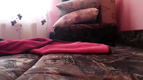 Snapshot of remus60 chatting on March 9, 11:36 am remus60 online show from March 9, 11:36 am