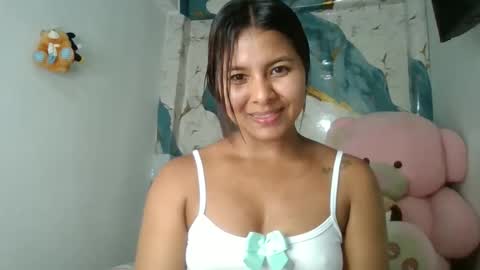 Snapshot of renata940434 chatting on March 16, 5:24 am renata online show from March 16, 5:24 am