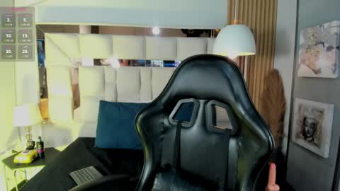 Renata  online show from May 7, 5:02 am