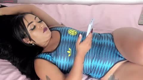 renatawilsom online show from July 3, 3:40 pm