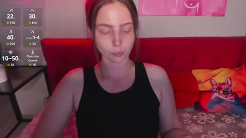Snapshot of reneeblair chatting on July 10, 1:54 am reneeblair online show from July 10, 1:54 am