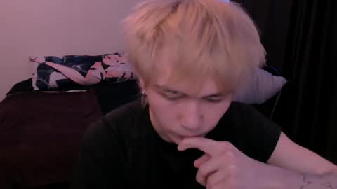 rennuts online show from March 14, 6:52 am