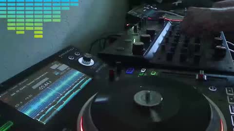 Snapshot of reticuli chatting on March 21, 9:51 pm GearPorn online show from March 21, 9:51 pm