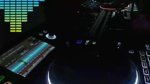 Snapshot of reticuli chatting on April 9, 2:22 am GearPorn online show from April 9, 2:22 am