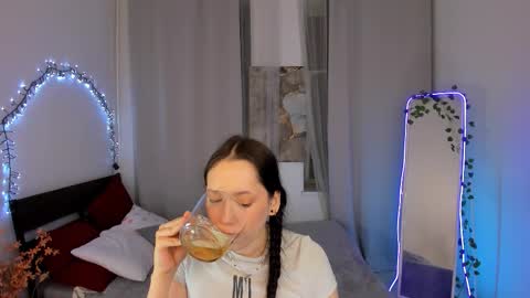 Rey online show from March 3, 10:32 am