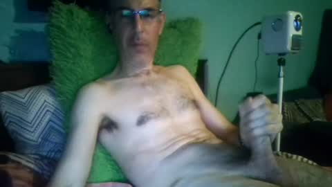 reyes_albert2006 online show from July 26, 10:00 am
