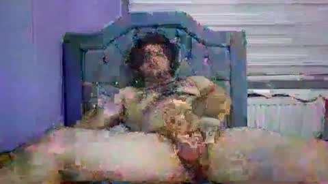 Snapshot of reynman2 chatting on July 28, 10:31 pm reynman2 online show from July 28, 10:31 pm