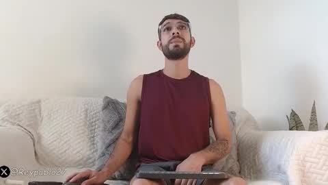 REY PABLO Independent online show from March 2, 7:21 pm