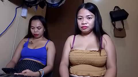 Rhea Ann online show from December 19, 5:03 am