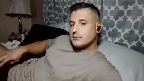 Snapshot of ri4ch0306 chatting on September 19, 1:18 am ri4ch0306 online show from September 19, 1:18 am