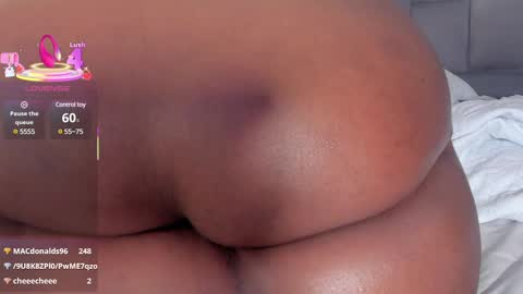 Snapshot of rianamanson chatting on March 7, 11:51 am Riana online show from March 7, 11:51 am