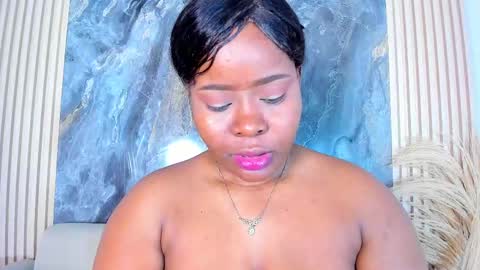 Snapshot of rianamanson chatting on September 17, 4:47 am Riana online show from September 17, 4:47 am