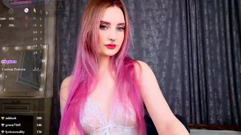 Snapshot of riawoods chatting on April 30, 10:03 pm Ria Woods online show from April 30, 10:03 pm
