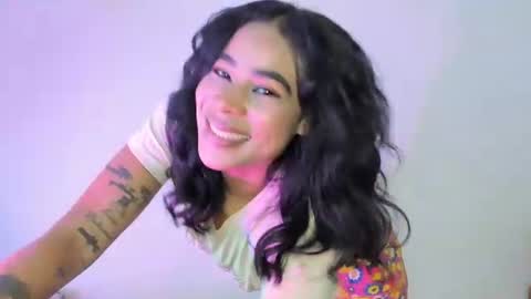 Snapshot of riby_ chatting on June 30, 7:04 pm riby online show from June 30, 7:04 pm
