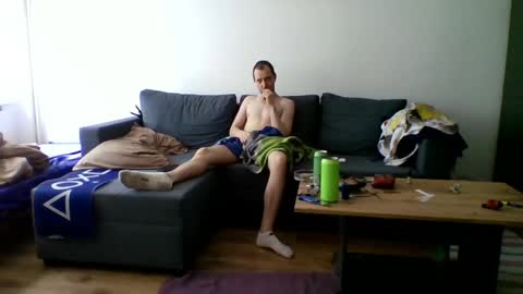 ricciardio online show from May 28, 8:33 am