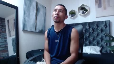 richar_voller online show from January 16, 11:25 am