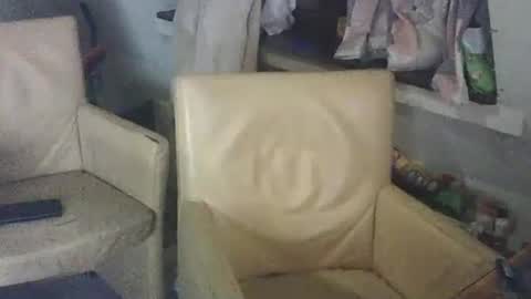richardd110011 online show from May 1, 8:02 pm