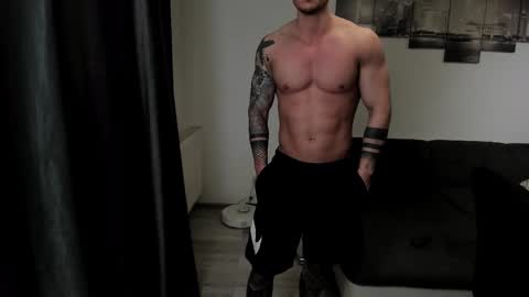 RichardDarell online show from March 12, 7:03 am