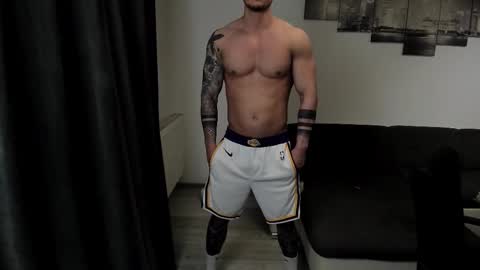 RichardDarell online show from March 28, 6:35 am