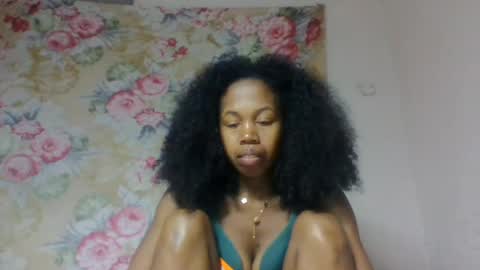 richimelaa online show from May 24, 1:43 am