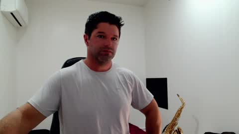Snapshot of richrolland chatting on April 16, 11:22 am Rickseduction online show from April 16, 11:22 am