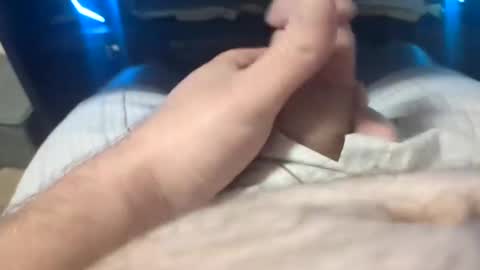 Snapshot of rickjam002 chatting on February 8, 5:51 am rickjam002 online show from February 8, 5:51 am