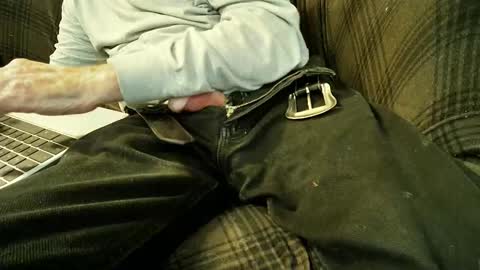 Snapshot of rico_y_suave_4u chatting on December 29, 12:30 am Easy if yun are good see my pics online show from December 29, 12:30 am