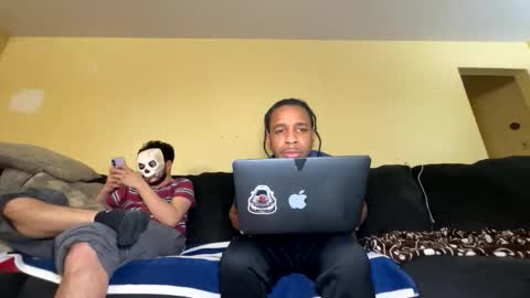Snapshot of ricosuavetusaves chatting on January 16, 1:53 am ricosuavetusaves online show from January 16, 1:53 am