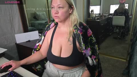 Riley  Logan online show from April 5, 7:11 pm