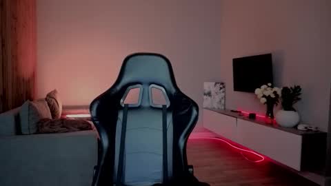 rileymee online show from January 13, 3:12 am