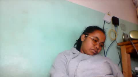 rinah856024 online show from July 17, 4:45 pm