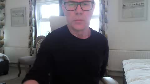 Rob online show from April 3, 6:44 am