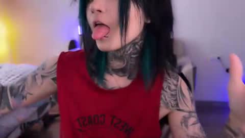   DianaBrite            fansl y online show from June 25, 1:15 pm