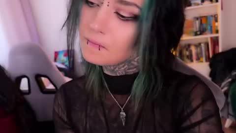   DianaBrite            fansl y online show from July 29, 12:58 pm