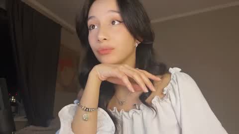 Snapshot of riricaa chatting on April 6, 10:33 pm riricaa online show from April 6, 10:33 pm