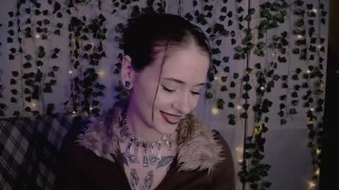 Snapshot of risha_laass chatting on March 9, 7:29 pm risha_laass online show from March 9, 7:29 pm