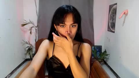 rivaxox1 online show from May 13, 3:48 am