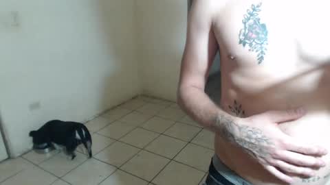 Snapshot of roastingcorn chatting on May 2, 3:33 am RoastingCorn online show from May 2, 3:33 am