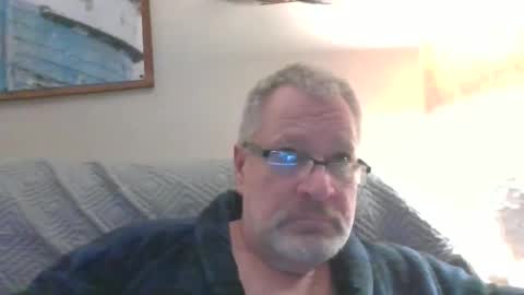 Snapshot of rob872217 chatting on January 3, 12:11 am rob872217 online show from January 3, 12:11 am