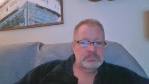 Snapshot of rob872217 chatting on January 4, 7:03 am rob872217 online show from January 4, 7:03 am