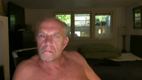 robbertnl online show from June 17, 6:16 am